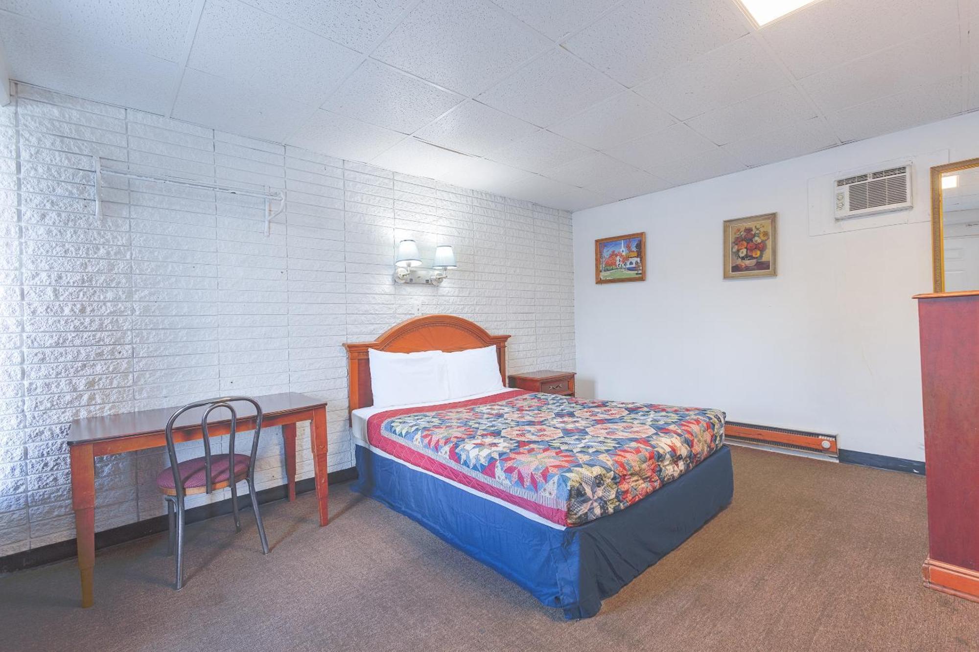 Sonrise Inn Lincoln Hwy By Oyo Breezewood Dış mekan fotoğraf