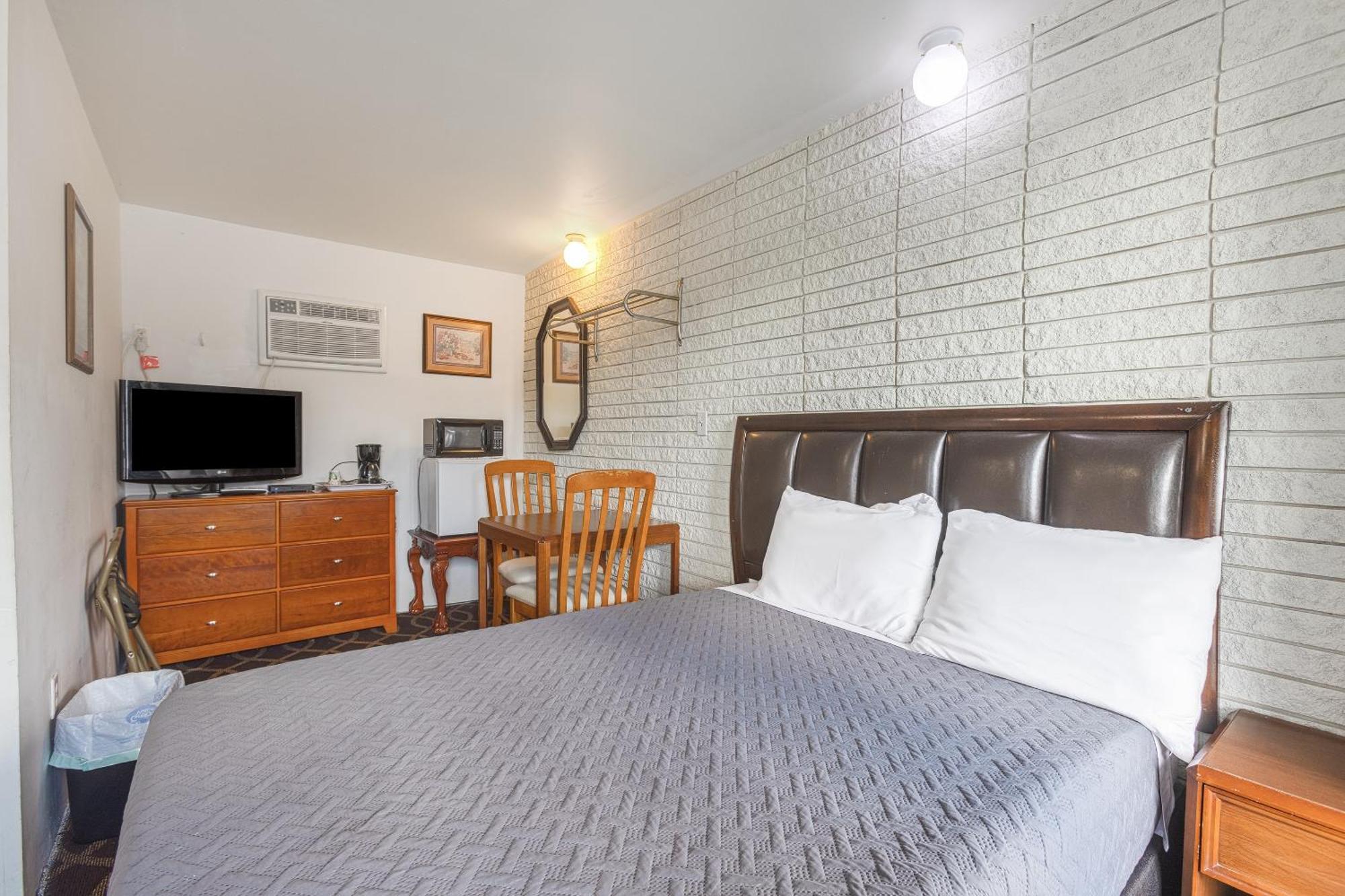 Sonrise Inn Lincoln Hwy By Oyo Breezewood Dış mekan fotoğraf