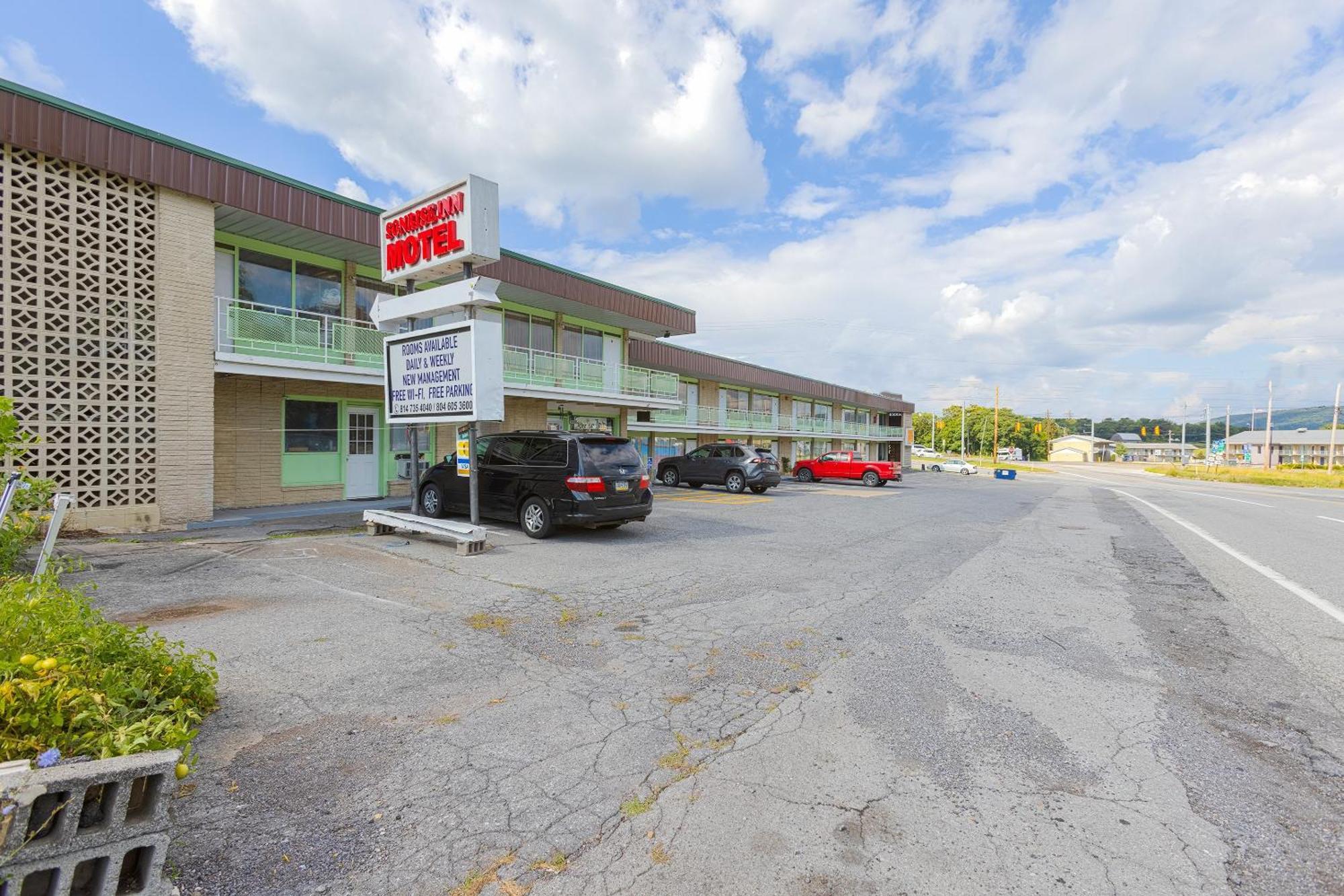 Sonrise Inn Lincoln Hwy By Oyo Breezewood Dış mekan fotoğraf
