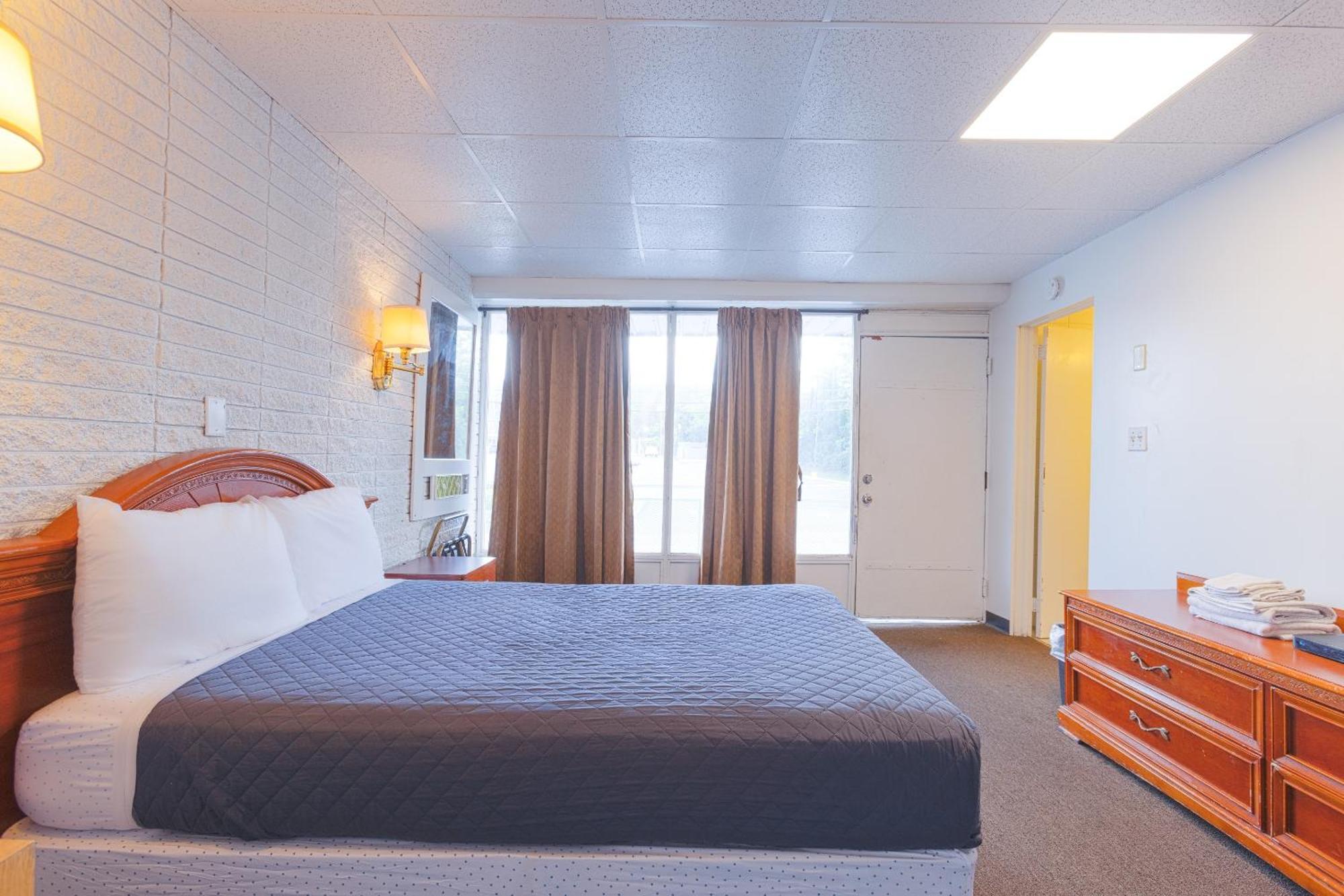 Sonrise Inn Lincoln Hwy By Oyo Breezewood Dış mekan fotoğraf
