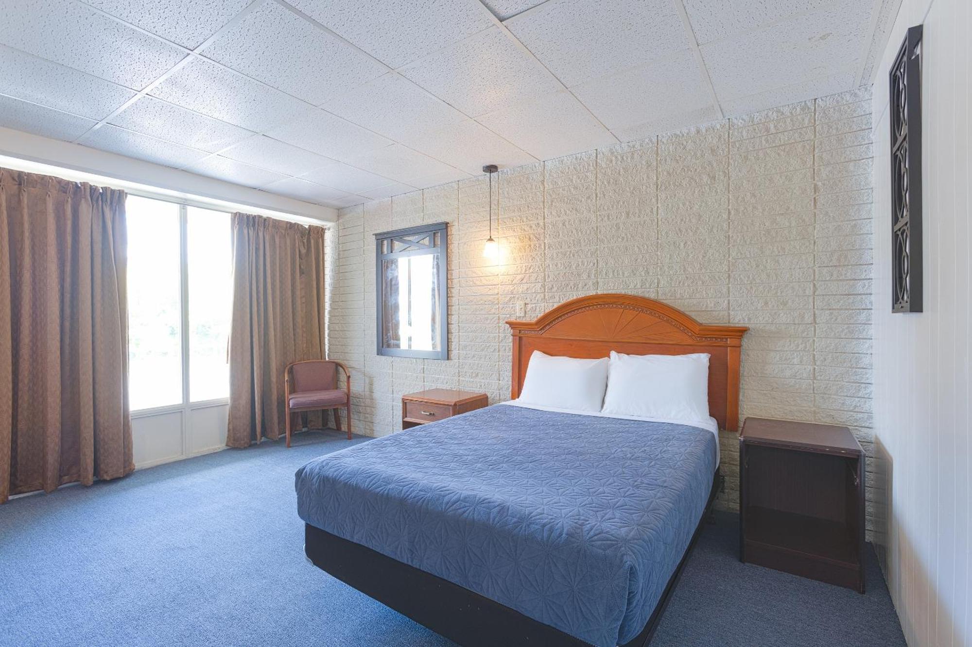 Sonrise Inn Lincoln Hwy By Oyo Breezewood Dış mekan fotoğraf