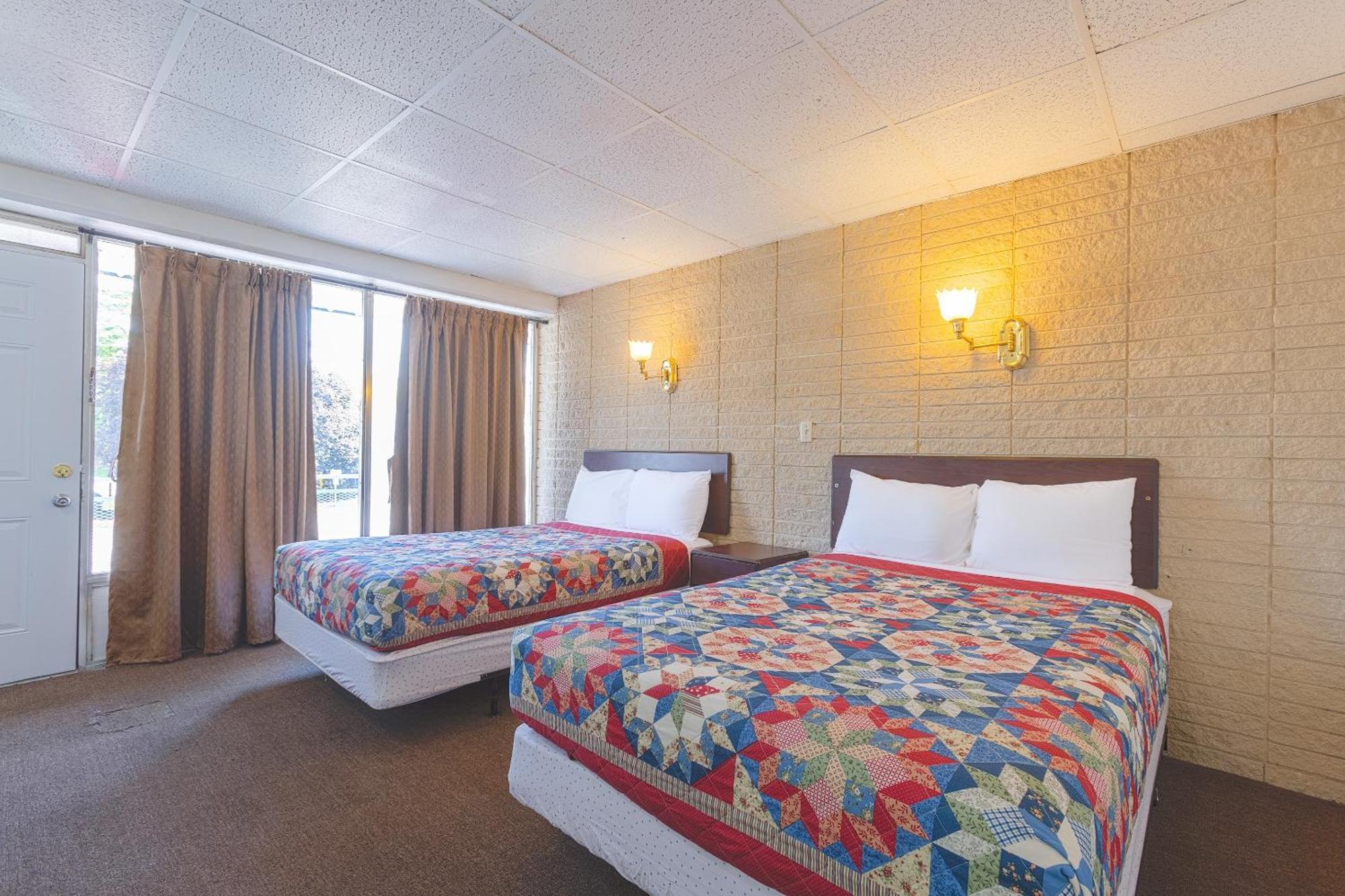 Sonrise Inn Lincoln Hwy By Oyo Breezewood Dış mekan fotoğraf