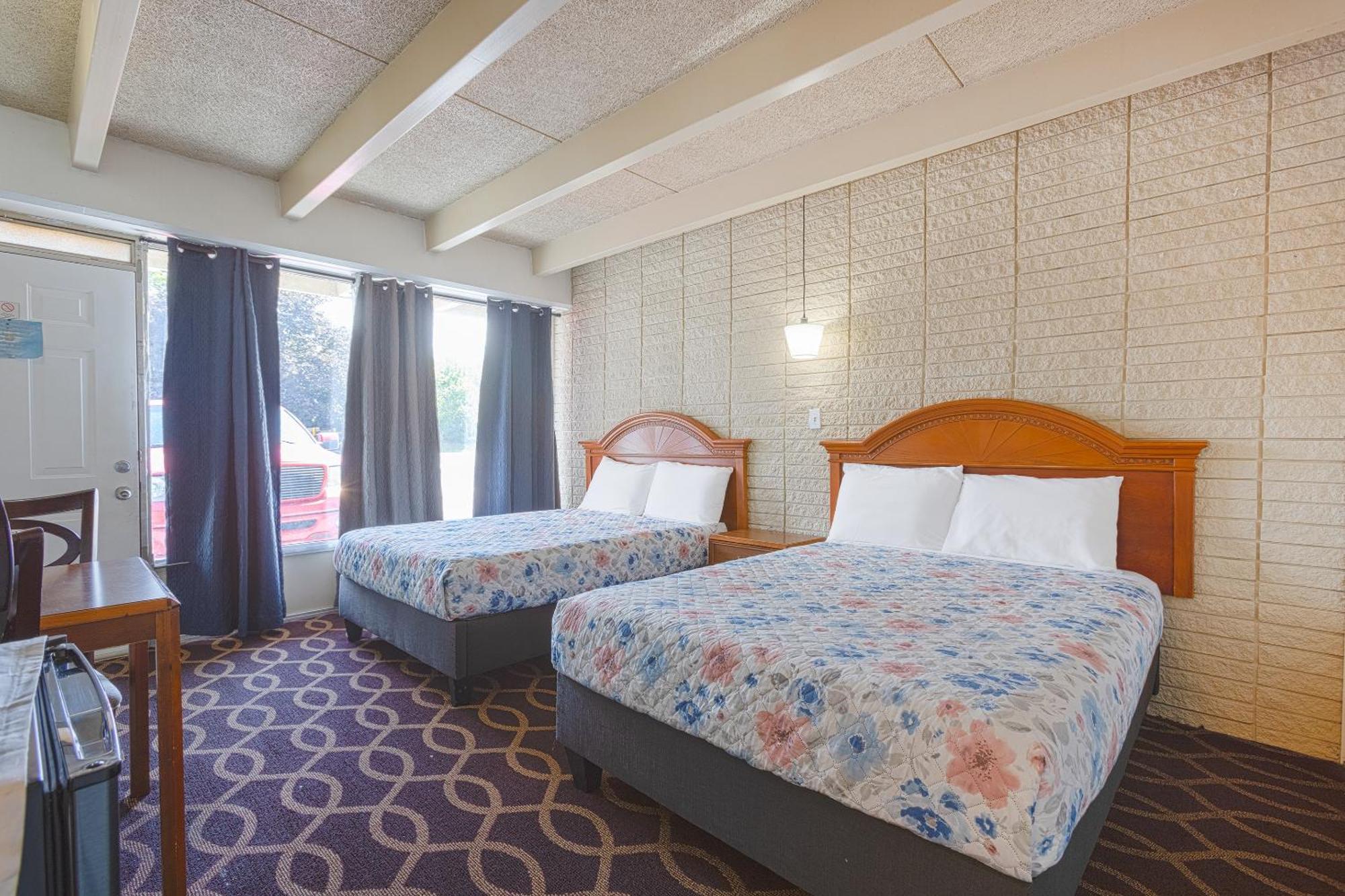 Sonrise Inn Lincoln Hwy By Oyo Breezewood Dış mekan fotoğraf