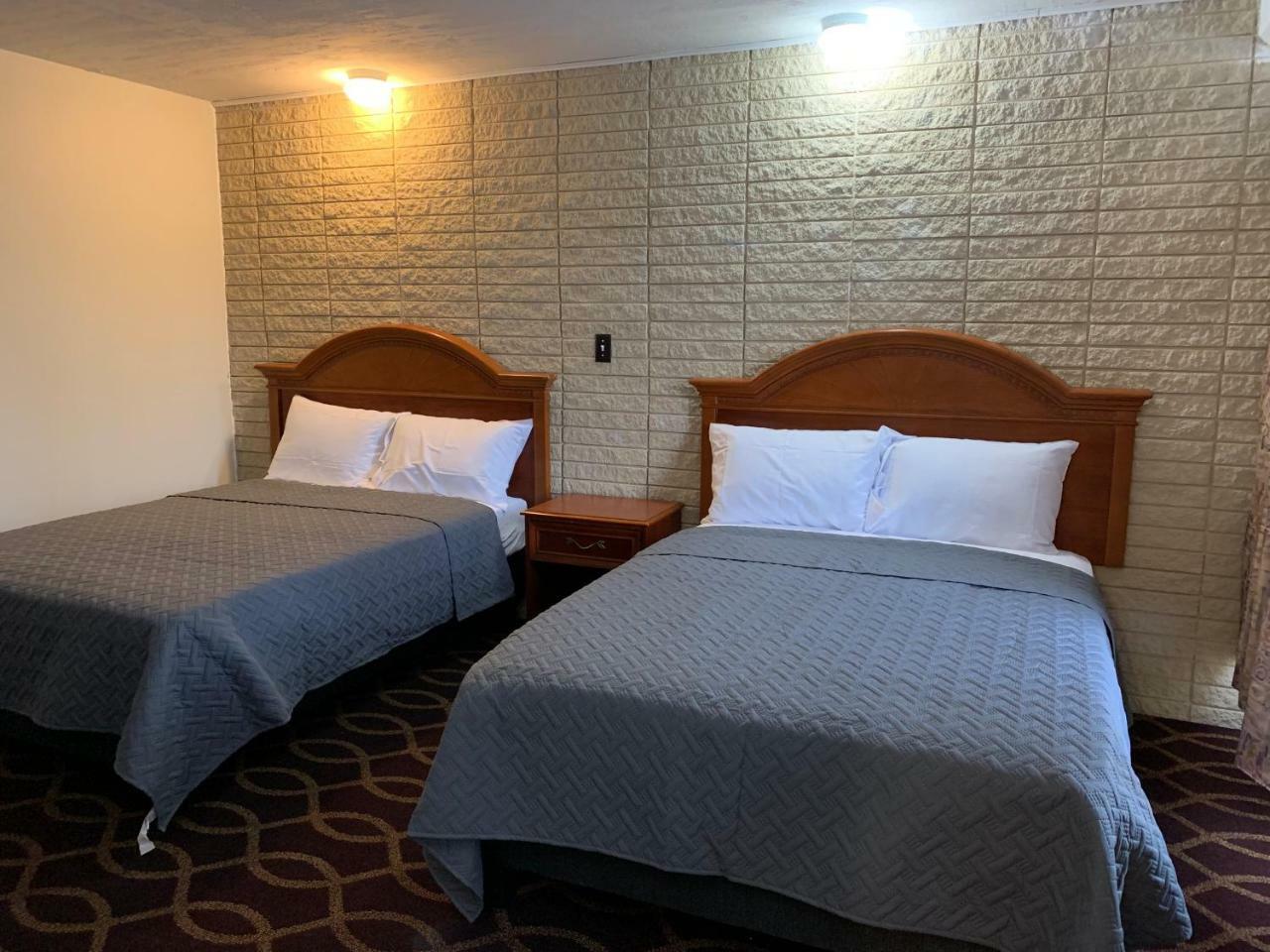 Sonrise Inn Lincoln Hwy By Oyo Breezewood Dış mekan fotoğraf